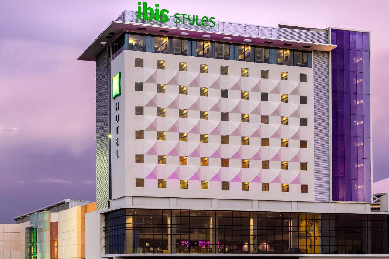 Ibis Styles Merida Galerias Exteriör bild